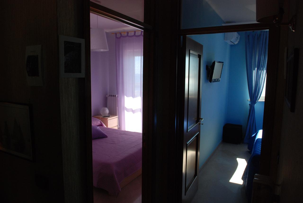 B&B La Baia Sea Rooms Bisceglie Exterior photo