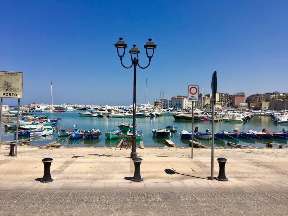 B&B La Baia Sea Rooms Bisceglie Exterior photo